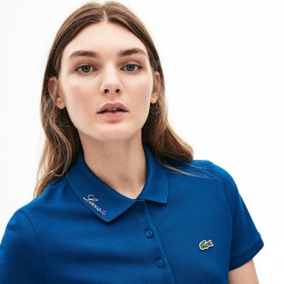 Camisa Polo Lacoste Rainbow Script Collar Mujer Azules | 06PATJNSI